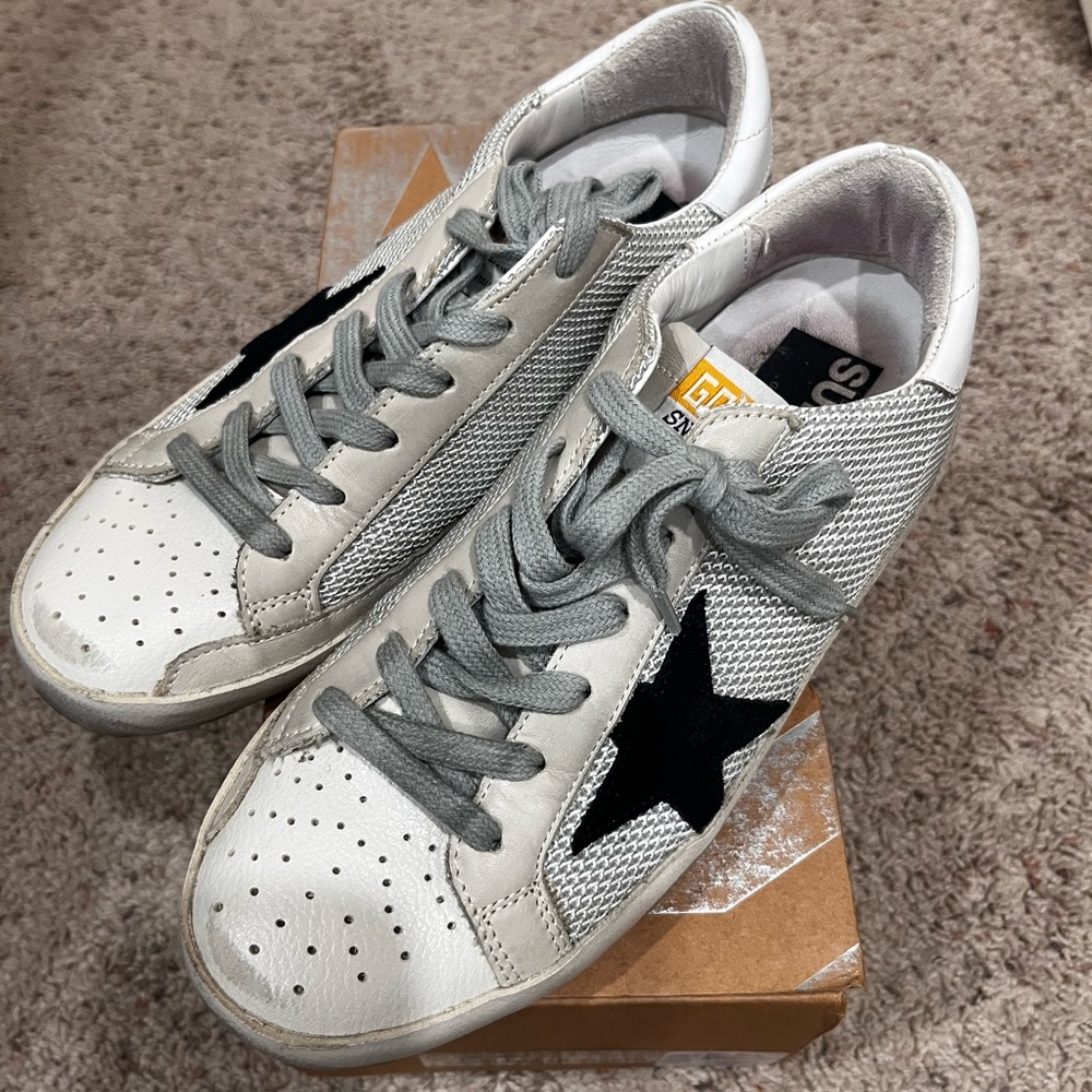 AUTHENTIC Golden Goose Superstar Sneakers